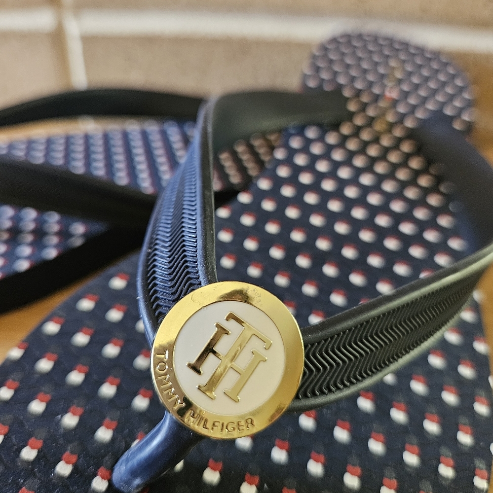 🆕️ Tommy Hilfiger Flip Flops | Womens | Navy Blue | 7M | 7/8 | Rosee | Sandals - Picture 2 of 7